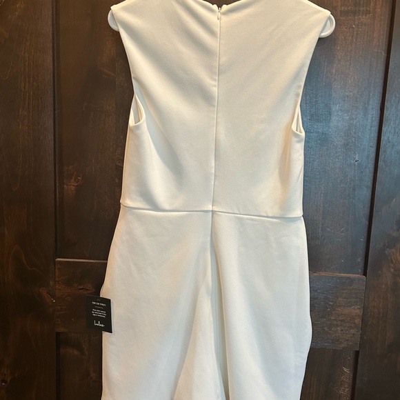 Lulu's White Sleeveless Square Neck Sheath Romper - Picture 3 of 4